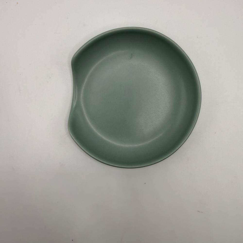 Active Seller!!!  Year & Day Green Ceramic Spoon Rest Brand New Unused in Box